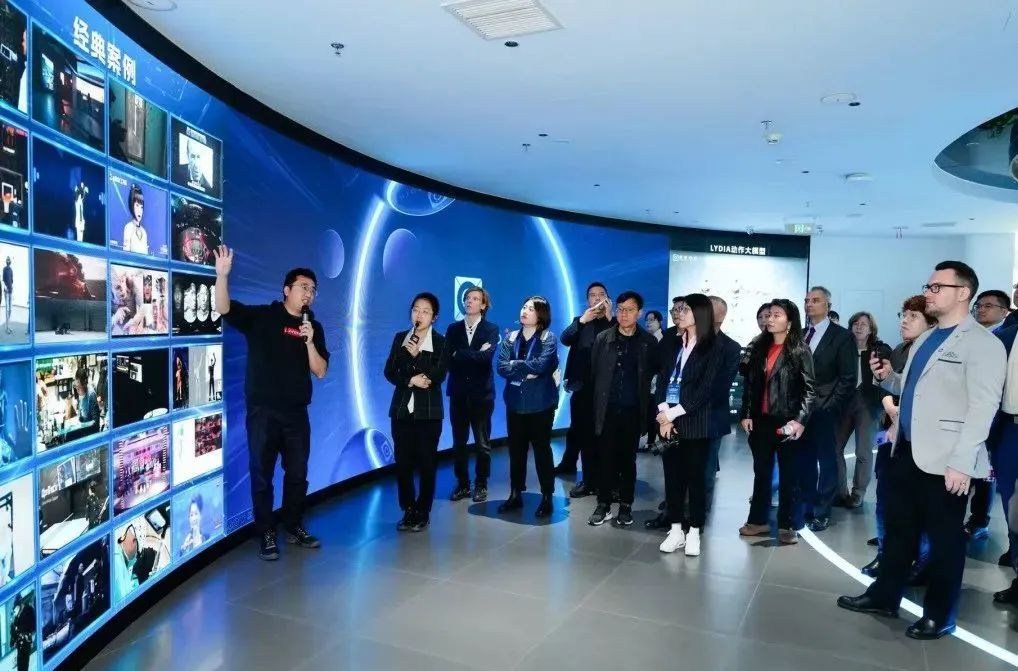 商务部副部长寄语德中企业丨今年会·(jinnianhui)金字招牌诚信至上·虚拟动点与德国商界代表共探可持续发展新机遇
